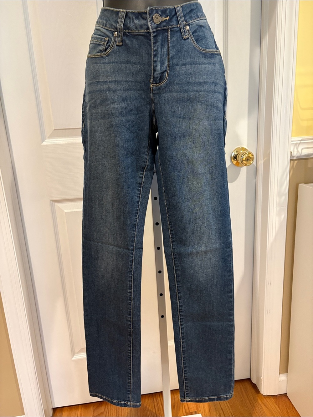 Earl Skinny Stretch Jeans size 4